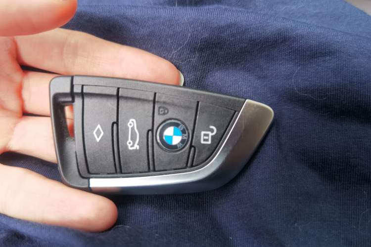 Used BMW X3 2018 xDrive25i Luxury Package China VI Emission Standard Vehicle Key