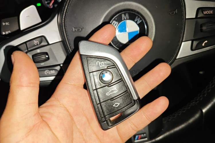 Used BMW X3 2018 xDrive28i M Sport Package China V Emission Standard Vehicle Key