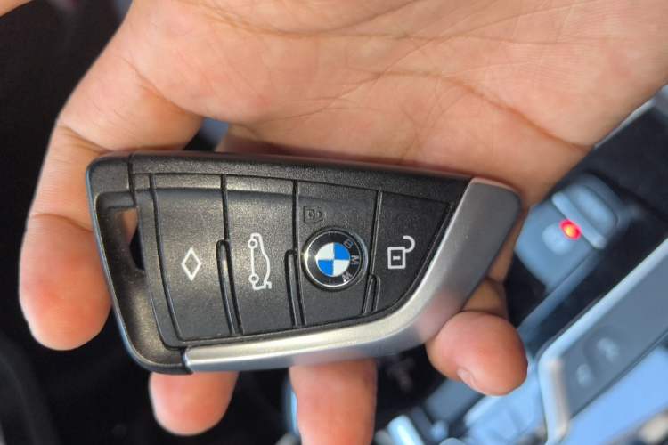 Used BMW X3 2018 xDrive28i M Sport Package China V Emission Standard Vehicle Key