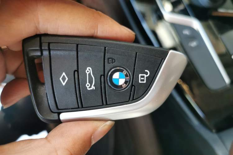 Used BMW X3 2018 xDrive28i M Sport Package China V Emission Standard Vehicle Key