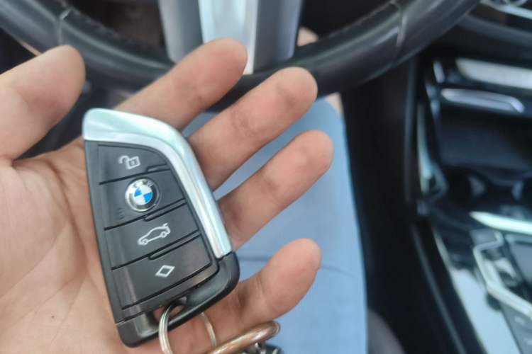 Used BMW X3 2018 xDrive28i M Sport Package China V Emission Standard Vehicle Key