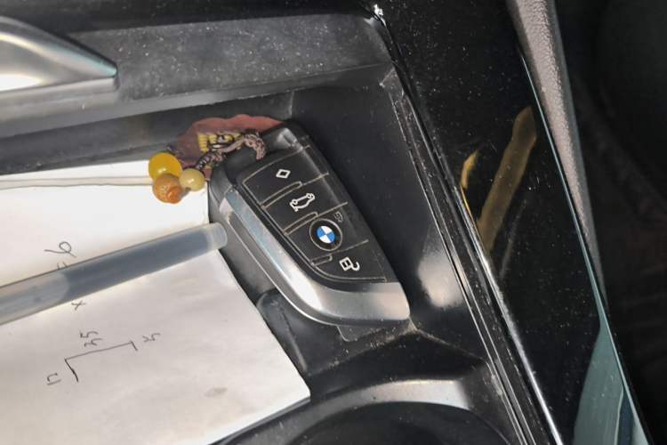 Used BMW X3 2018 xDrive28i Luxury Package China VI Emission Standard Vehicle Key