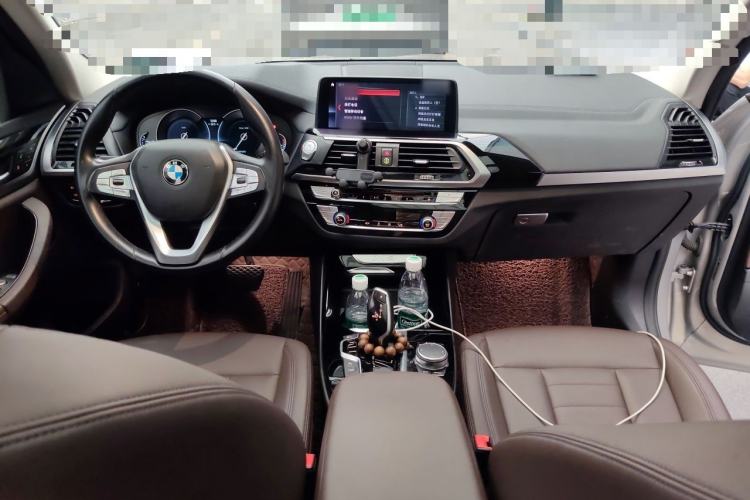 Used BMW X3 2018 xDrive25i Luxury Package China VI Emission Standard Center Console