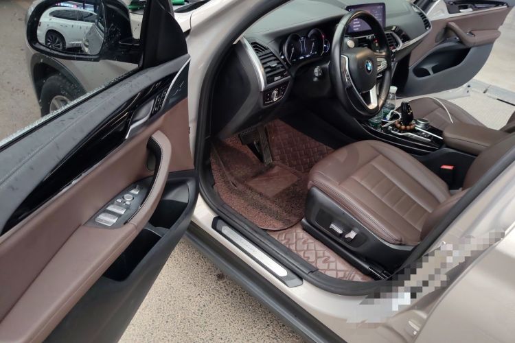 Used BMW X3 2018 xDrive25i Luxury Package China VI Emission Standard Driver Seat