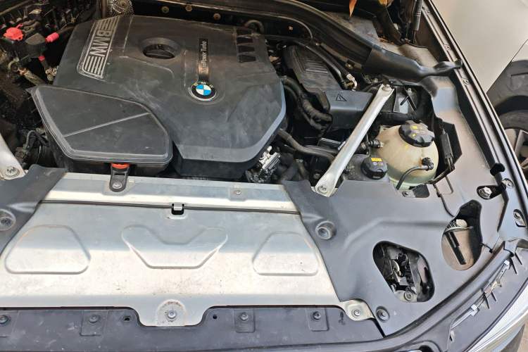 Used BMW X3 2018 xDrive25i M Sport Package China V Engine Bay Left