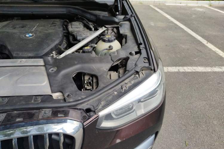 Used BMW X3 2018 xDrive25i Luxury Package China V Engine Bay Left