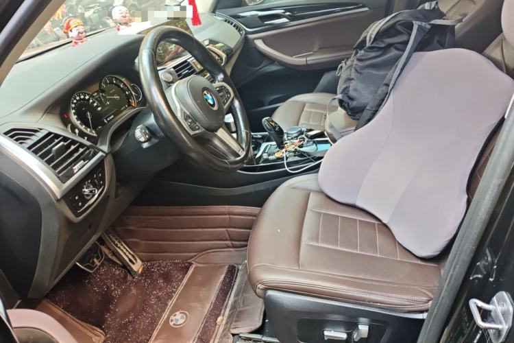 Used BMW X3 2018 xDrive25i M Sport Package China V Left Front Seat