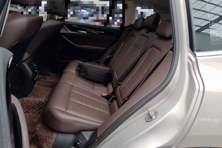 Used BMW X3 2018 xDrive25i Luxury Package China VI Emission Standard Left Rear Seat