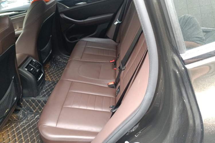 Used BMW X3 2018 xDrive25i M Sport Package China VI Left Rear Seat