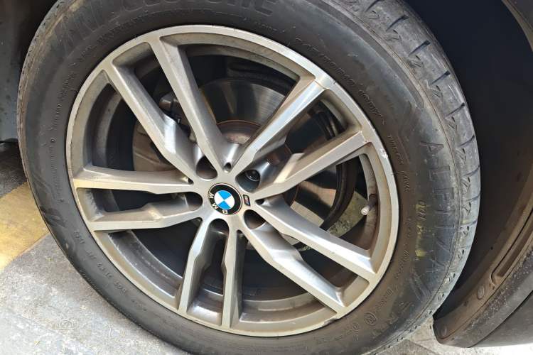 Used BMW X3 2018 xDrive25i M Sport Package China V Right Front Wheel Hub