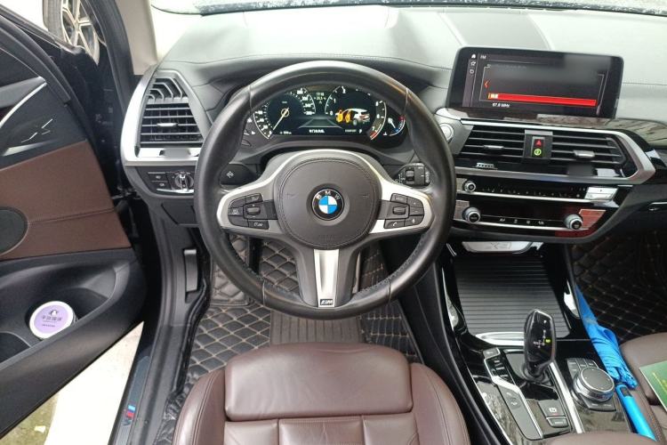 Used BMW X3 2018 xDrive25i M Sport Package China VI Steering Wheel