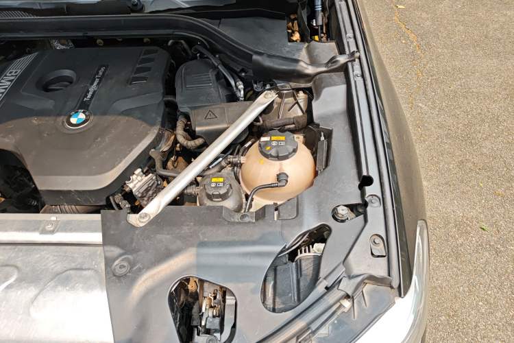 Used BMW X3 2018 xDrive25i M Sport Package China V Engine Bay Left