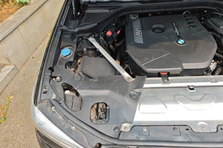 Used BMW X3 2018 xDrive25i M Sport Package China V Engine Bay Right