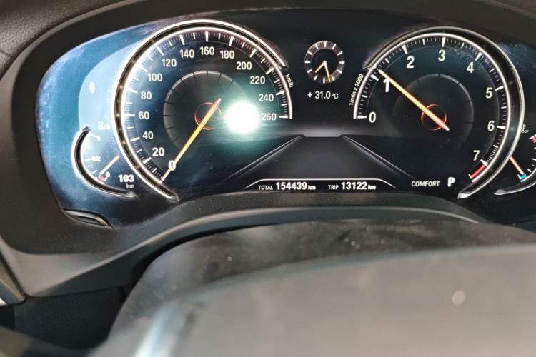 Used BMW X3 2018 xDrive28i Luxury Package China V Odometer Close Up
