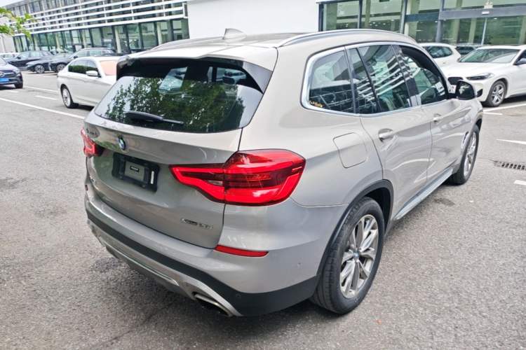 Used BMW X3 2018 xDrive25i Luxury Package China V Rear Right 45 Deg