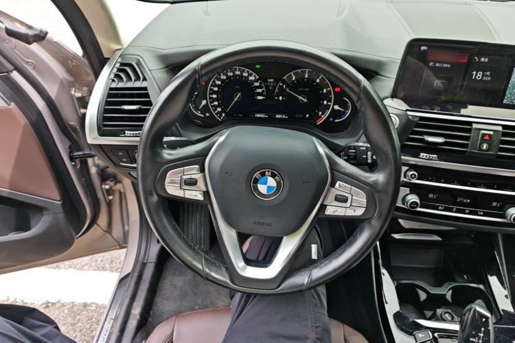 Used BMW X3 2018 xDrive25i Luxury Package China V Steering Wheel