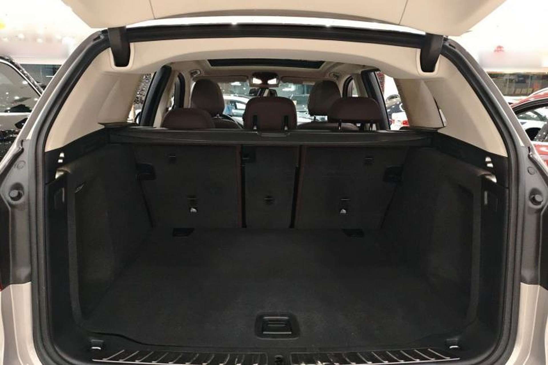 Used BMW X3 2018 xDrive25i Luxury Package China VI Emission Standard Trunk
