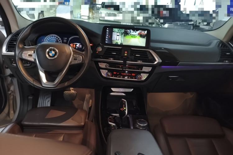 Used BMW X3 2018 xDrive25i Luxury Package China V Center Console