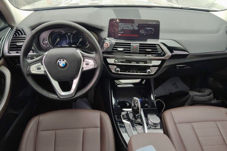 Used BMW X3 2018 xDrive25i Luxury Package China V Center Console