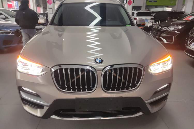 Used BMW X3 2018 xDrive25i Luxury Package China VI Emission Standard Front