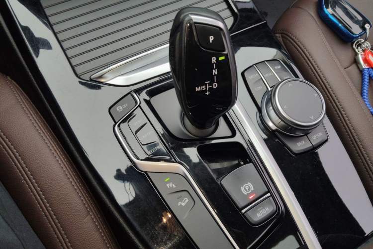 Used BMW X3 2018 xDrive25i Luxury Package China V Gear Lever