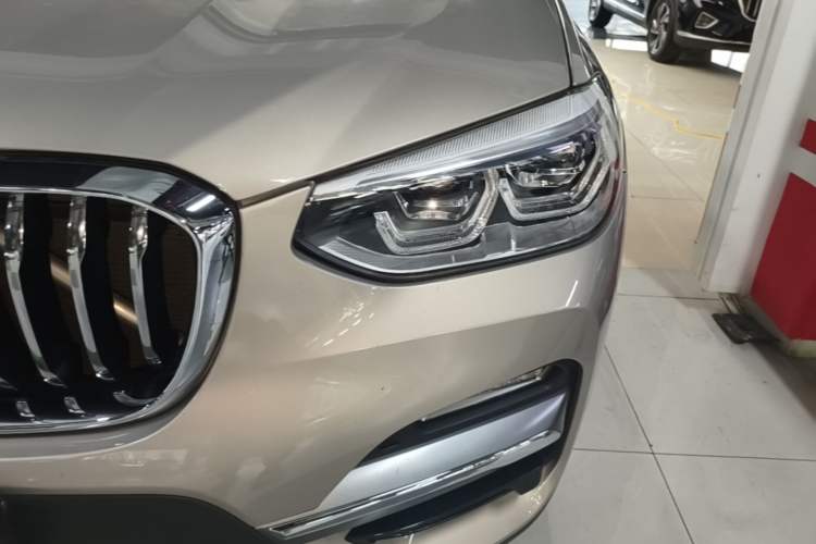 Used BMW X3 2018 xDrive25i Luxury Package China V Left Front Headlight