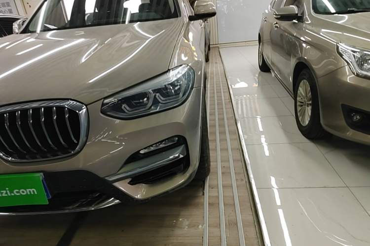 Used BMW X3 2018 xDrive28i Luxury Package China VI Emission Standard Left Front Headlight