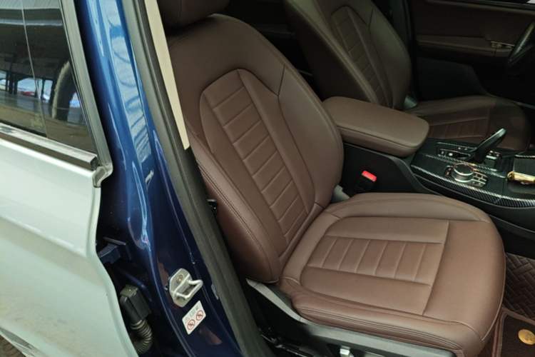 Used BMW X3 2018 xDrive25i M Sport Package China VI Right Front Seat