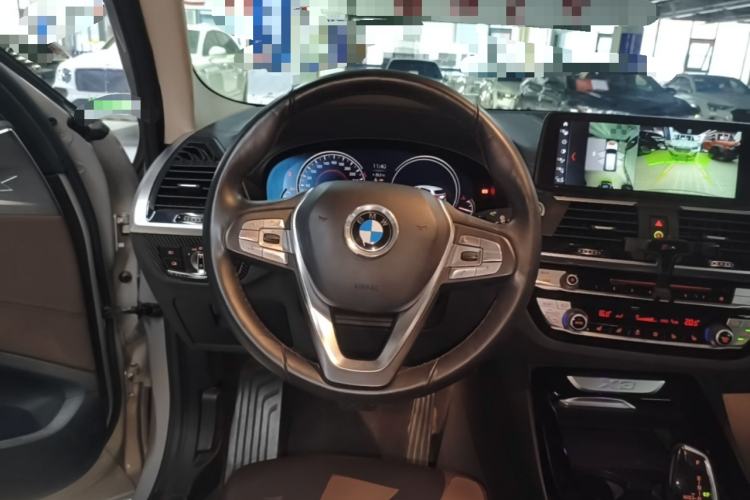 Used BMW X3 2018 xDrive25i Luxury Package China V Steering Wheel