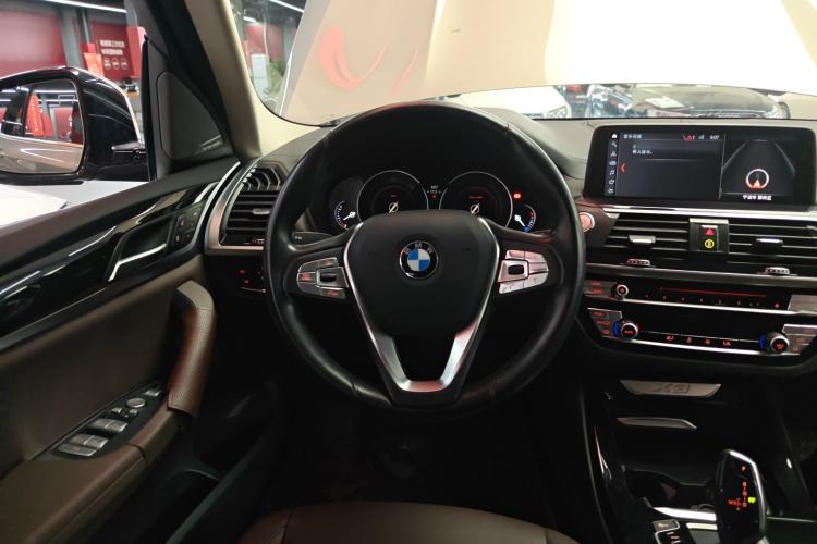Used BMW X3 2018 xDrive25i Luxury Package China V Steering Wheel