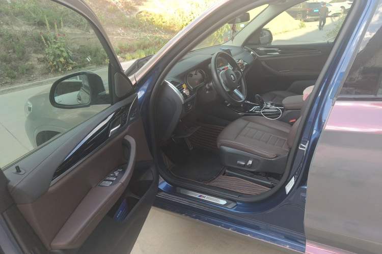 Used BMW X3 2018 xDrive25i M Sport Package China VI Driver Seat