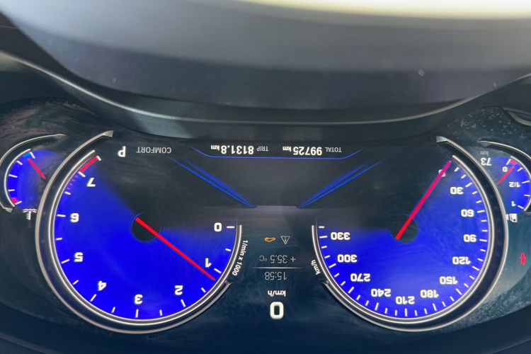 Used BMW X3 2018 xDrive30i Luxury Model M Sport Package China V Odometer Close Up
