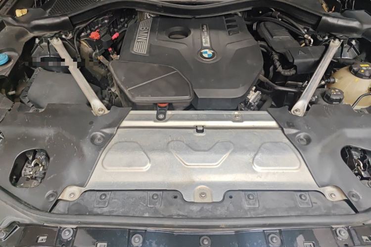 Used BMW X3 2018 xDrive25i M Sport Package China VI Engine Bay