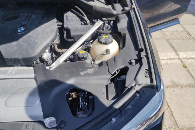 Used BMW X3 2018 xDrive28i M Sport Package China VI Engine Bay Left