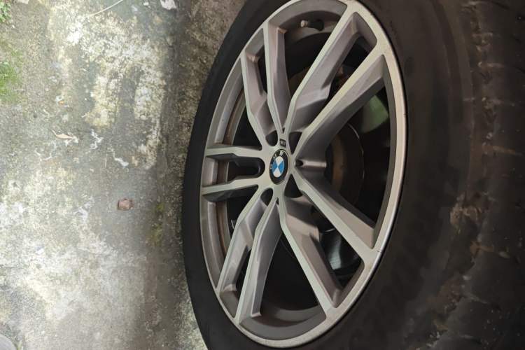 Used BMW X3 2018 xDrive25i M Sport Package China VI Right Front Wheel Hub