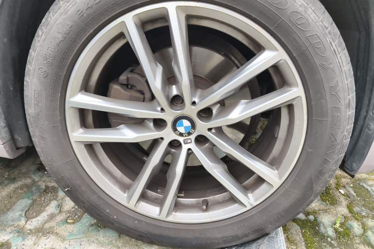 Used BMW X3 2018 xDrive25i M Sport Package China V Right Front Wheel Hub