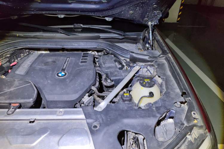 Used BMW X3 2018 xDrive25i M Sport Package China V Engine Bay Left