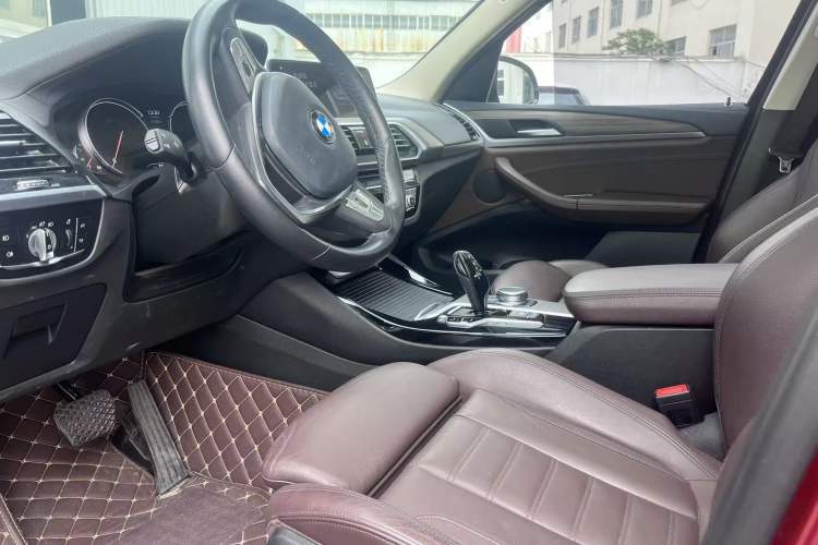 Used BMW X3 2018 xDrive28i Luxury Package China VI Emission Standard Interior 2