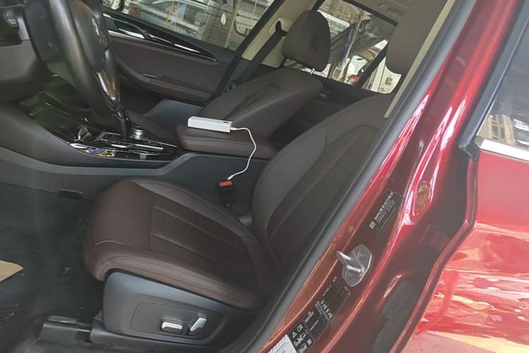 Used BMW X3 2018 xDrive25i Luxury Package China V Left Front Seat