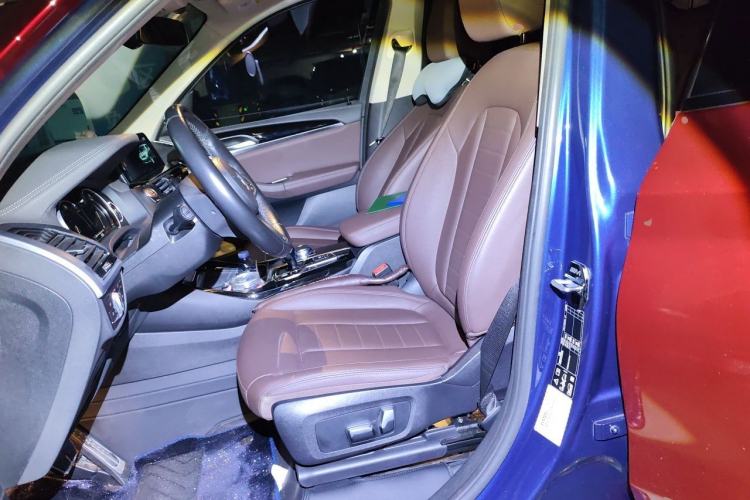 Used BMW X3 2018 xDrive25i M Sport Package China V Left Front Seat
