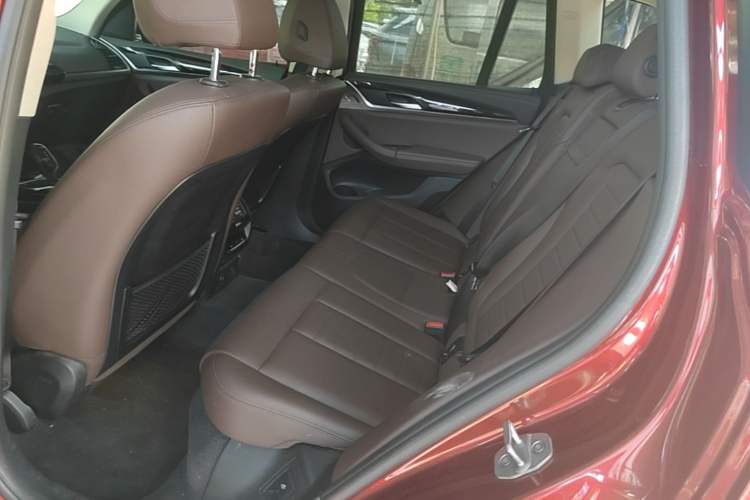 Used BMW X3 2018 xDrive25i Luxury Package China V Left Rear Seat