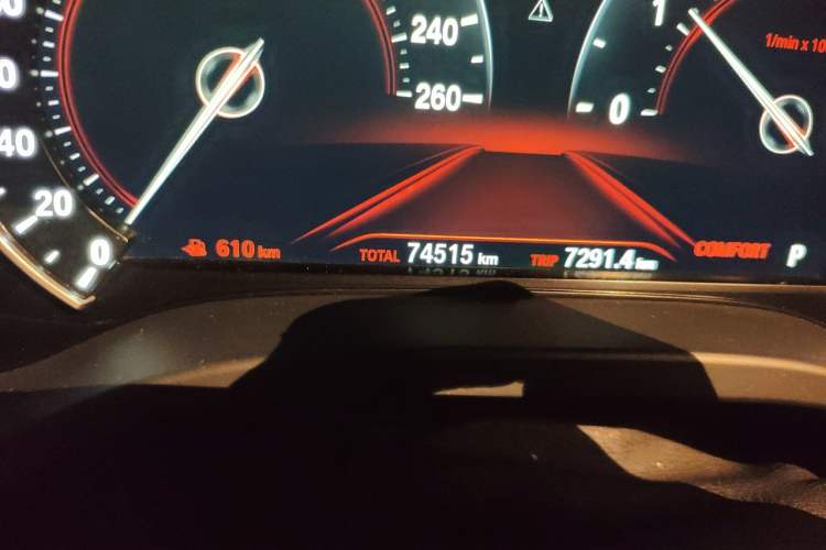 Used BMW X3 2018 xDrive25i M Sport Package China V Odometer Close Up
