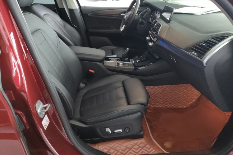 Used BMW X3 2018 xDrive25i Luxury Package China V Right Front Seat