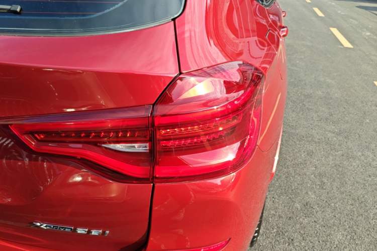 Used BMW X3 2018 xDrive28i M Sport Package China VI Right Rear Taillight