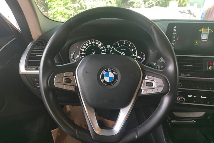 Used BMW X3 2018 xDrive25i Luxury Package China V Steering Wheel