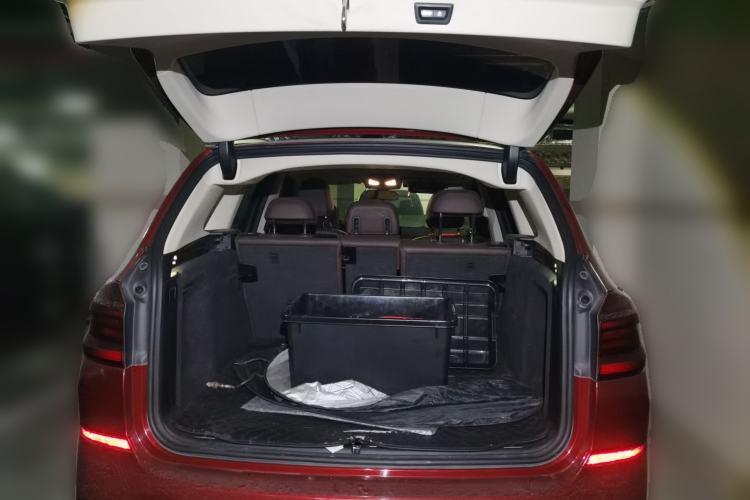 Used BMW X3 2018 xDrive25i M Sport Package China VI Trunk