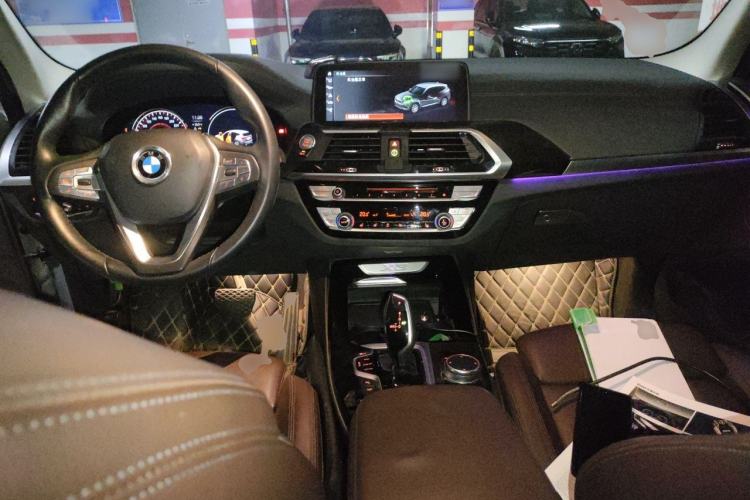 Used BMW X3 2018 xDrive25i Luxury Package China V Center Console