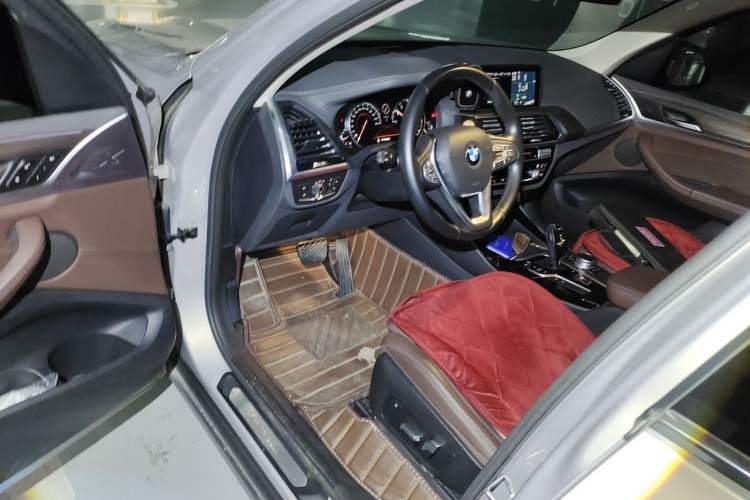 Used BMW X3 2018 xDrive28i Luxury Package China VI Emission Standard Driver Seat