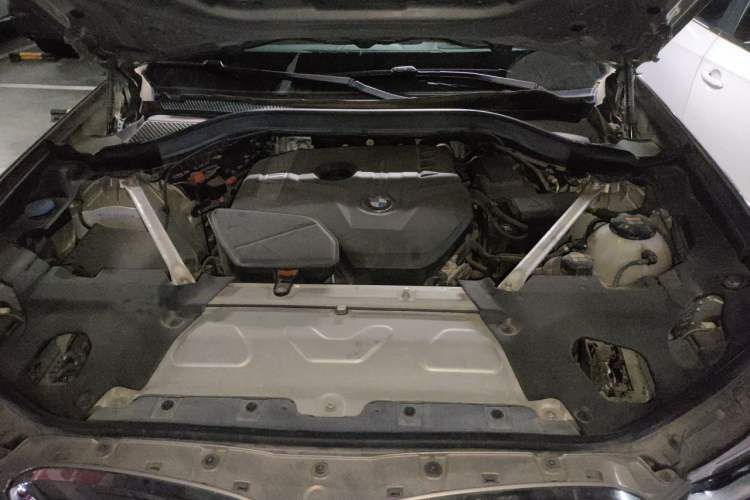 Used BMW X3 2018 xDrive25i Luxury Package China V Engine Bay