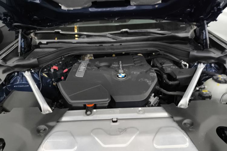 Used BMW X3 2018 xDrive30i Luxury Edition M Sport Package China VI Engine Bay